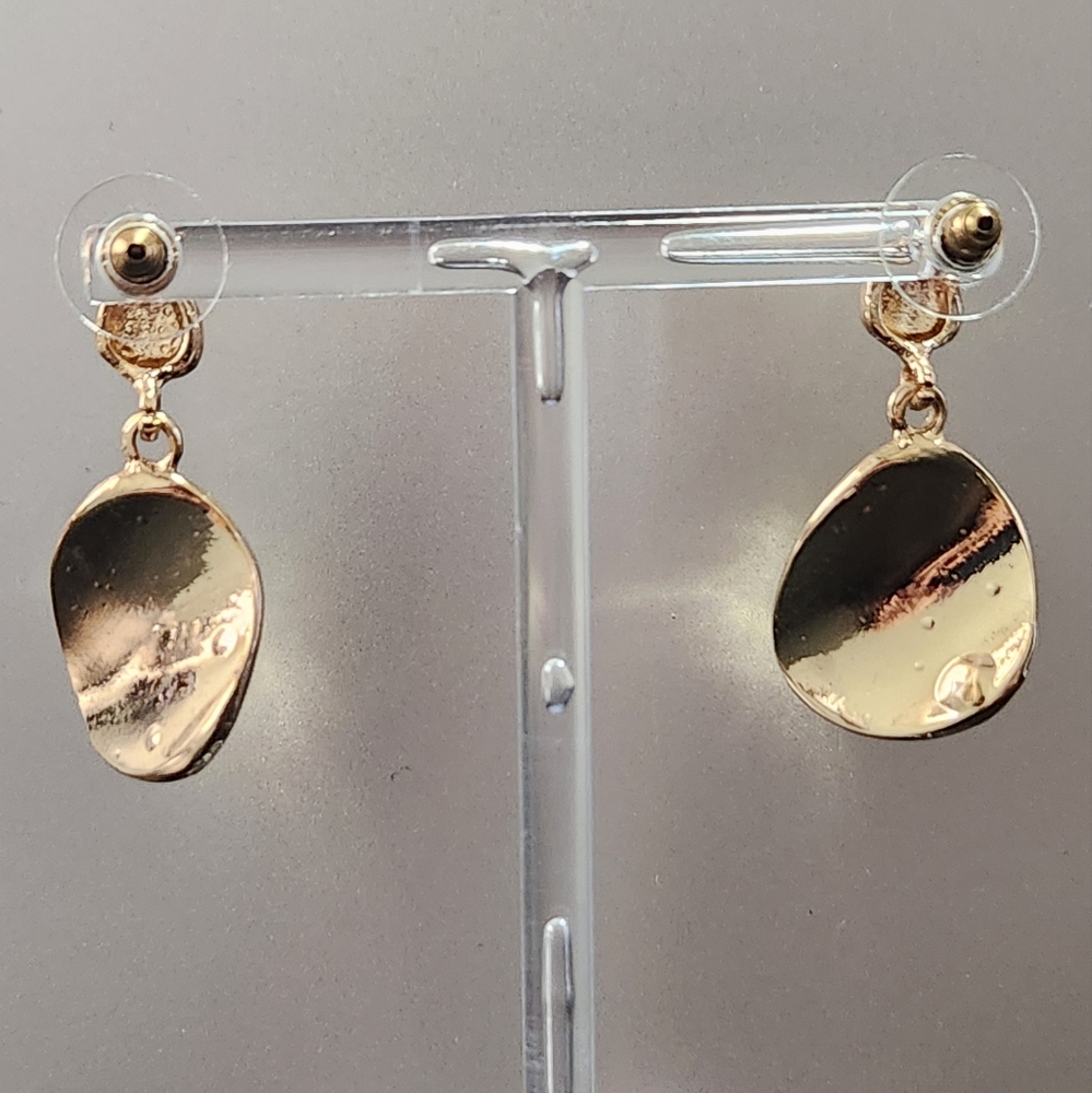 Gold Textured Drop Stud Earrings - Picture 4 of 6